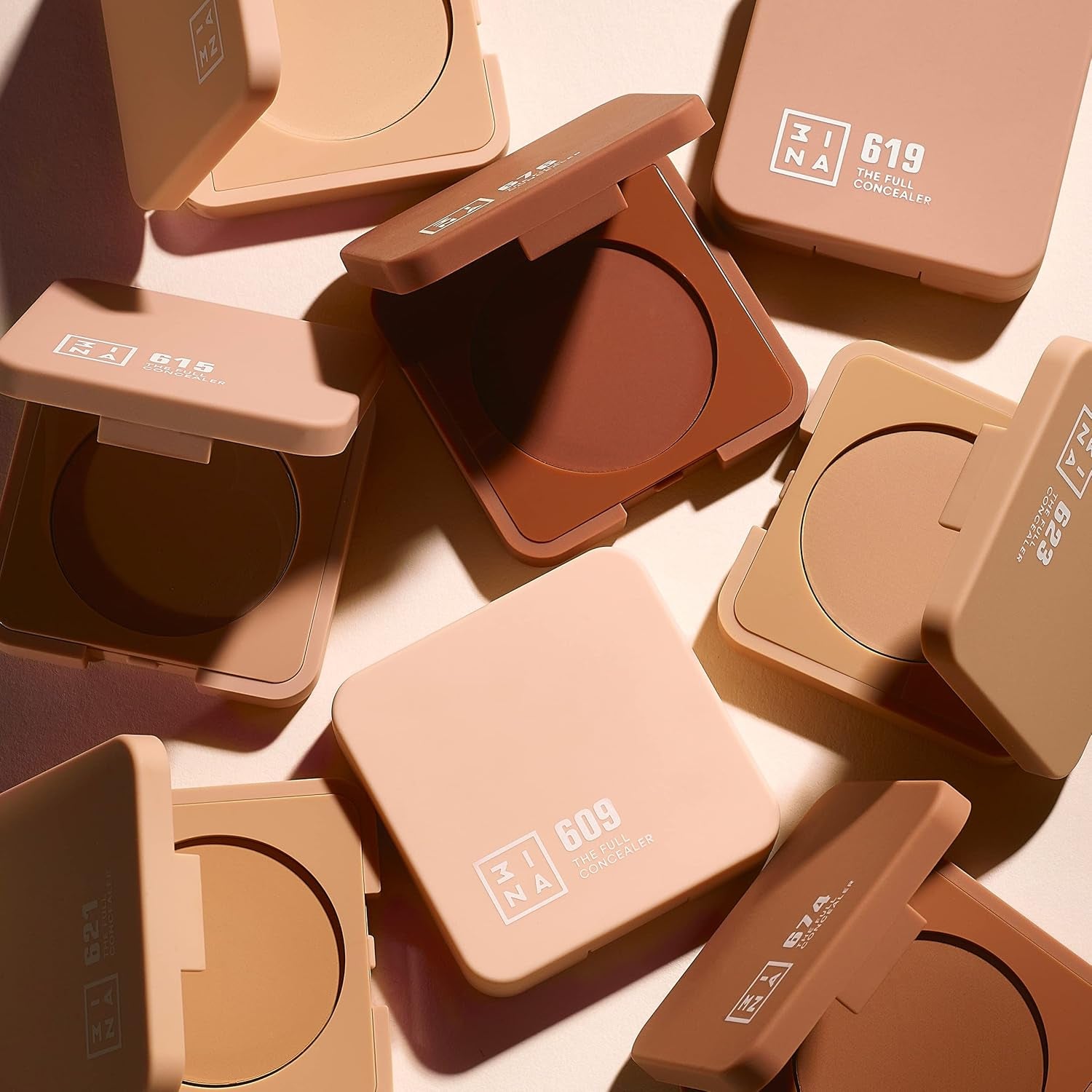 MAKEUP - the Full Concealer 609 - Rosa Chiaro - Correttore Cremoso - Finitura Opaca Naturale - Alta Copertura - Texture Morbida - Facile Da Sfumare - Senza Olio - Vegan - Cruelty Free