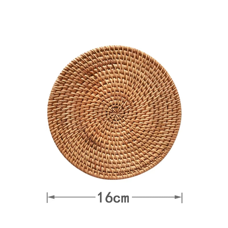 Cup Mat round Natural Rattan Hot Pad ,Hand Woven Hot Insulation Placemats Table Padding Kitchen Decoration Accessories