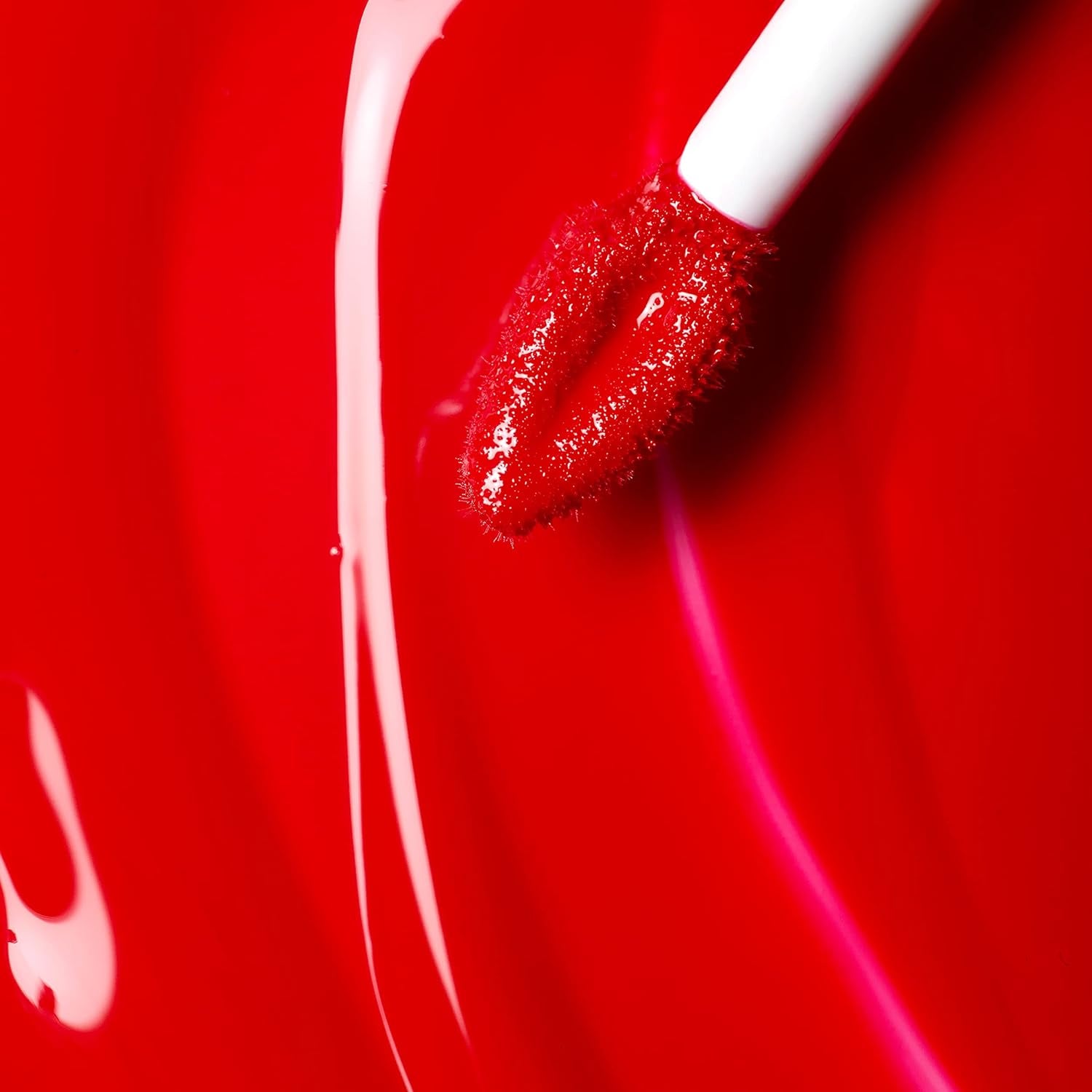 MAKEUP - Vegan - the Lip Gloss 244 - Rosso - Effetto Specchio - Look Lucido - Apparenza Cremosa - Altamente Pigmentato - Lucidalabbra Con Bacchetta -Formula Idratante - Cruelty Free